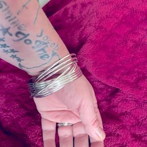 Bunch of connected bracelet silver